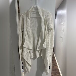 White old navy sweater